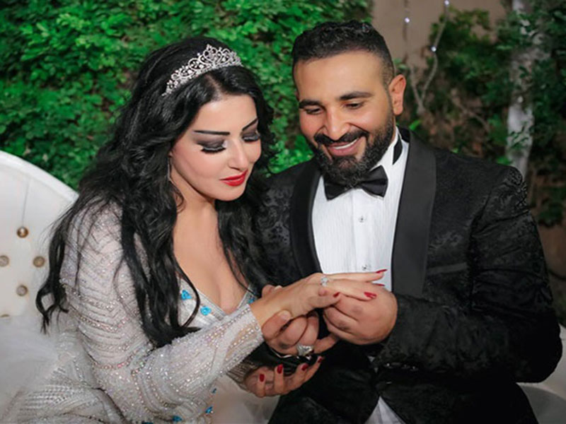 أحمد سعد ينشر وثيقة محرجة لسمية الخشاب!